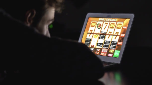 Ninja vs Samurai five-reel slot interface on koko303 with paytable visible